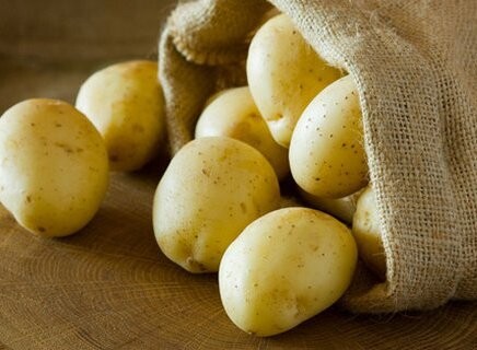 Новое поступление: семенной картофель и лук-севок.